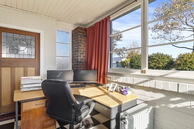 Photo of property in 53 Avenue Road, West End, Timaru, 7910