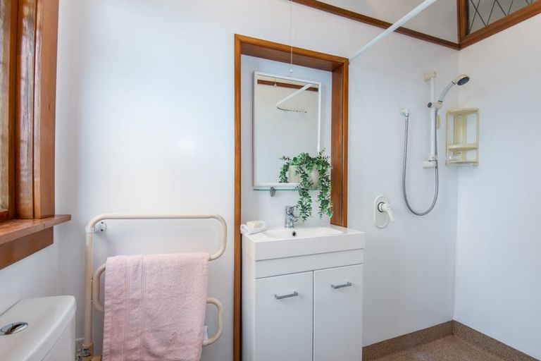 Photo of property in 19 Merchiston Street, Andersons Bay, Dunedin, 9013