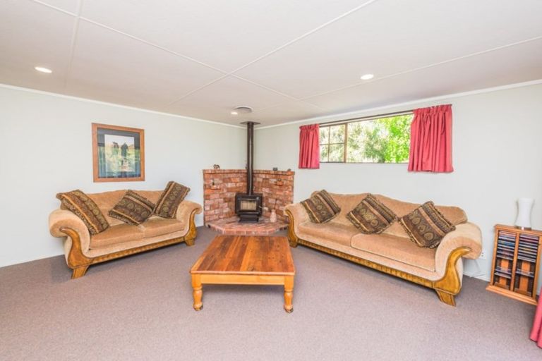 Photo of property in 16 Akepiro Place, Tawhero, Whanganui, 4501