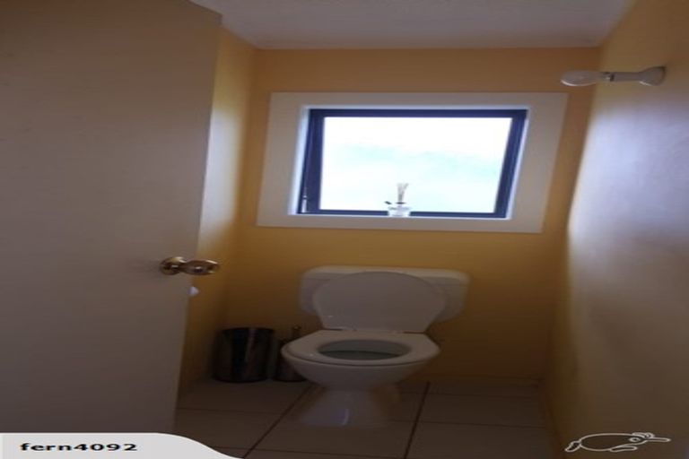 Photo of property in 337 Roscommon Road, Clendon Park, Auckland, 2103