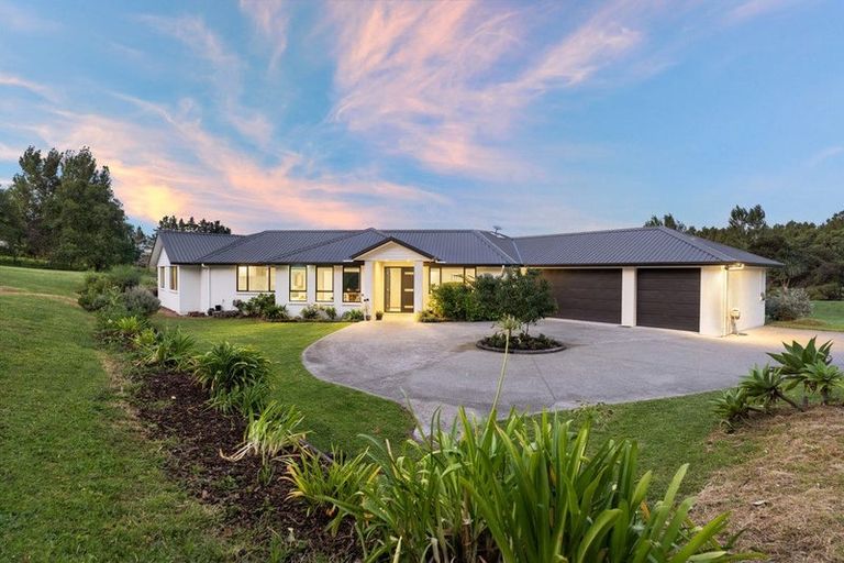 Photo of property in 200b Bawden Road, Dairy Flat, Albany, 0792