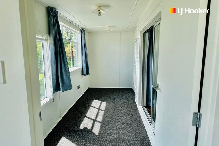 Photo of property in 6 Bewley Avenue, Macandrew Bay, Dunedin, 9014