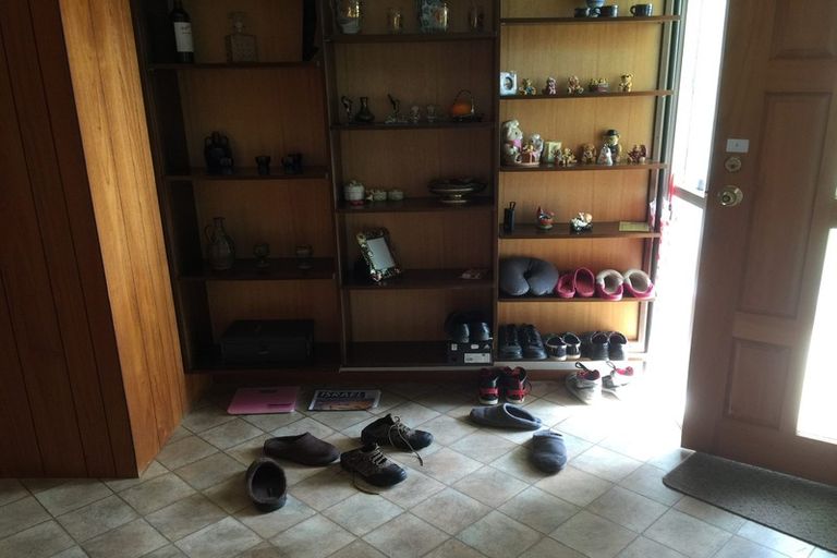 Photo of property in 17 Greenhill Crescent, Pakuranga, Auckland, 2010