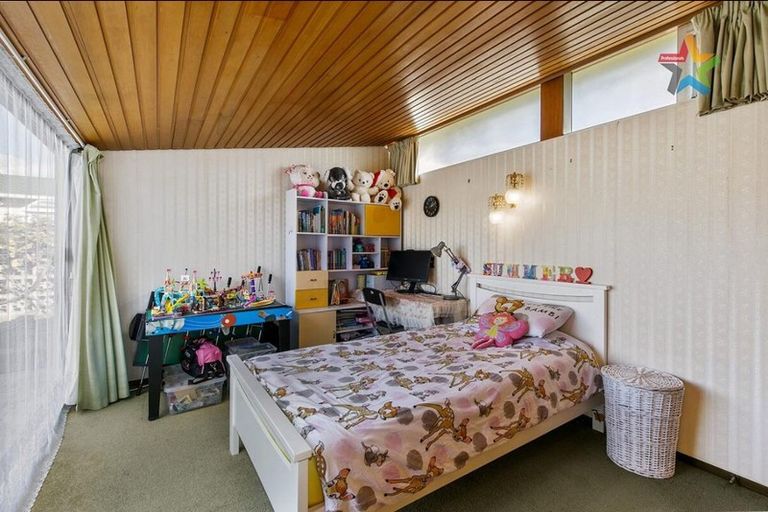 Photo of property in 20 Park Avenue, Epuni, Lower Hutt, 5011