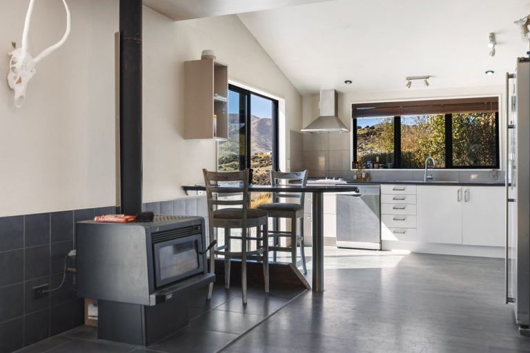 Photo of property in 78 Nursery Road, Queensberry, Cromwell, 9383