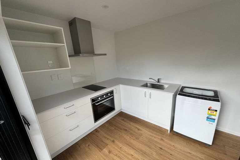 Photo of property in 39 Roberts Street, Tawa, Wellington, 5028