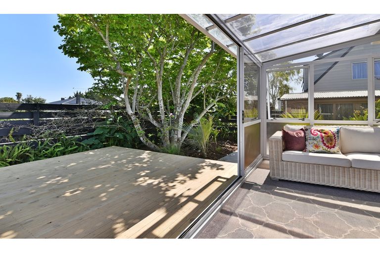 Photo of property in 2/16 Omagh Avenue, Papatoetoe, Auckland, 2025