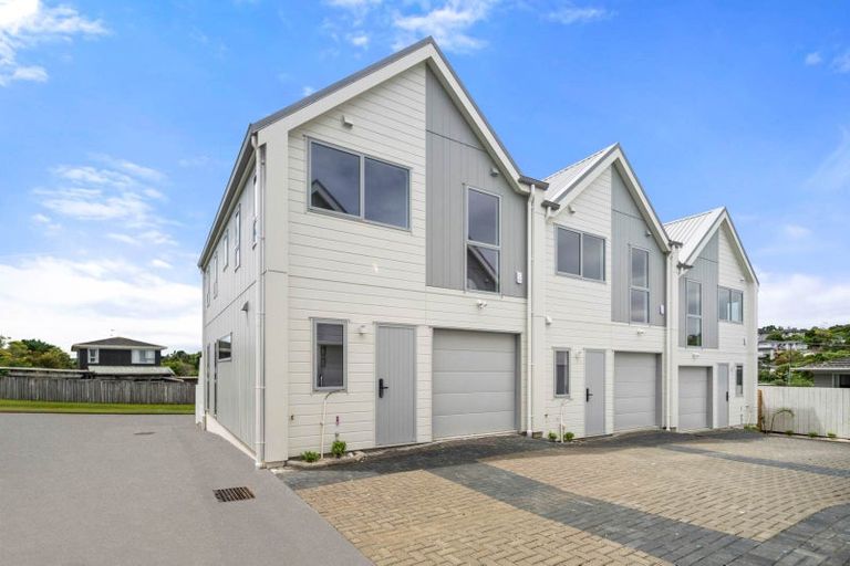 Photo of property in 10c Clensmore Place, Torbay, Auckland, 0630