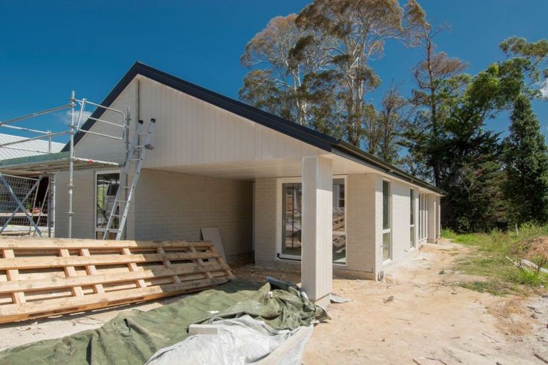 Photo of property in 8 Hauhake Lane, Omokoroa, 3114