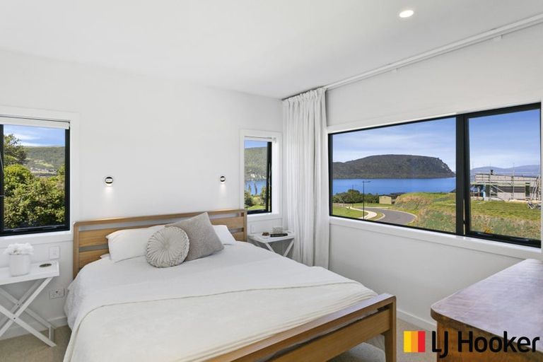 Photo of property in 32 Okaia Drive, Kinloch, Taupo, 3377