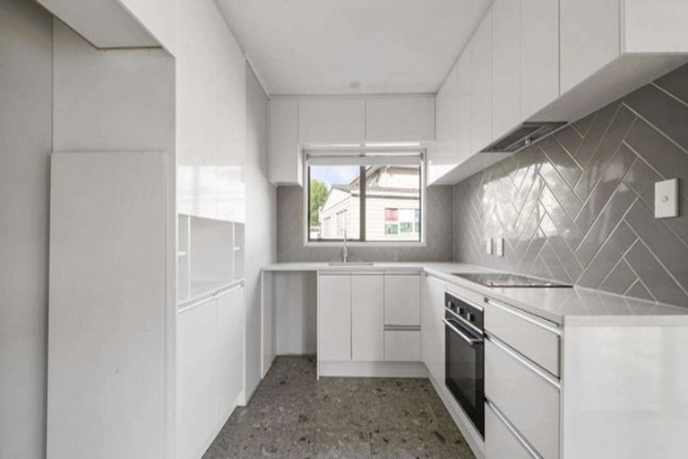 Photo of property in 14 Landette Road, Manurewa, Auckland, 2102