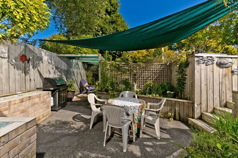 Photo of property in 101 Sturges Road, Henderson, Auckland, 0612