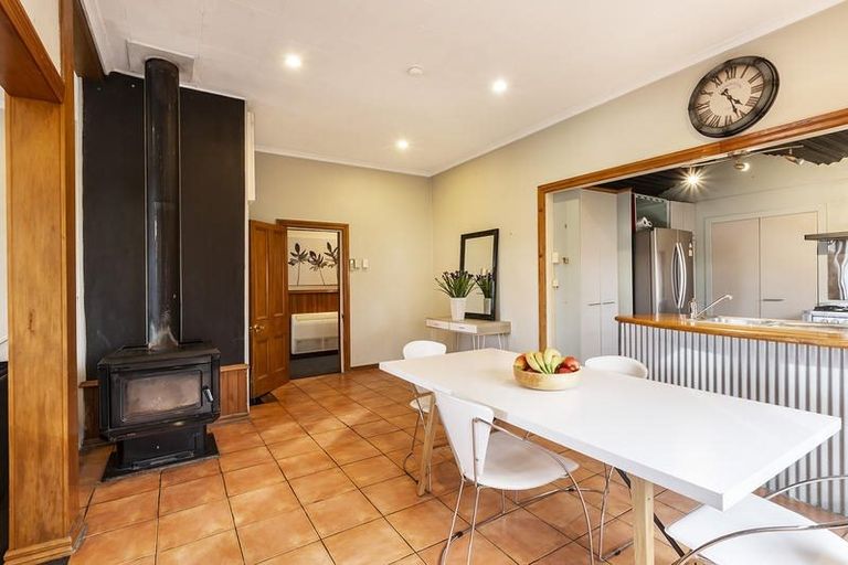 Photo of property in 8 Rennie Street, Green Island, Dunedin, 9018