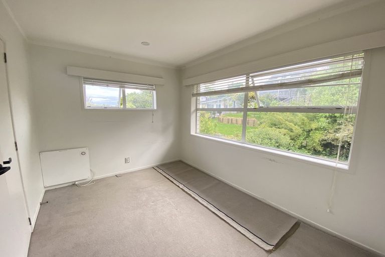 Photo of property in 1/36 Sandiacre Way, Browns Bay, Auckland, 0630