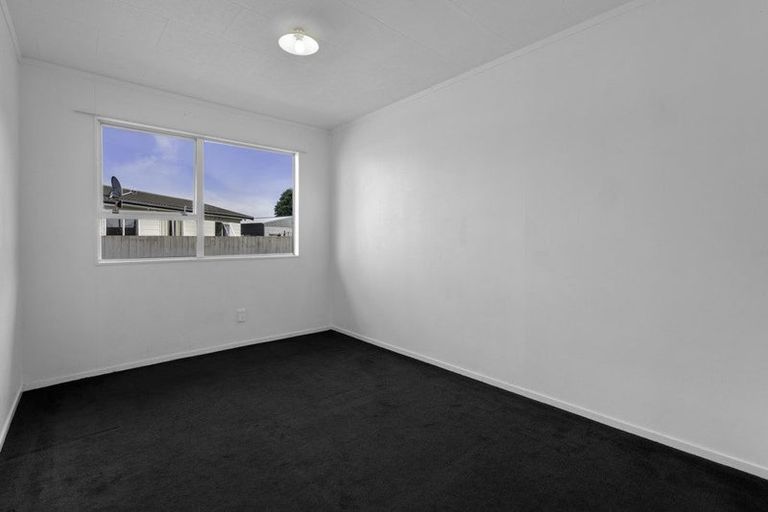 Photo of property in 35 Purcell Place, Melville, Hamilton, 3206