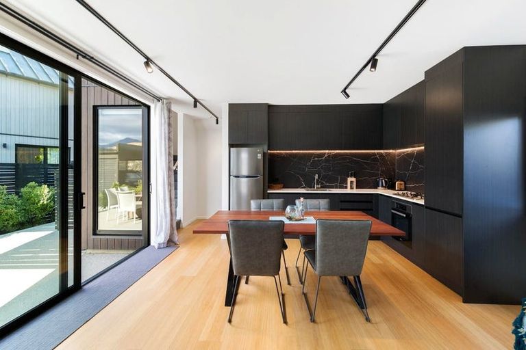 Photo of property in 5 Escalator Avenue, Jacks Point, 9371