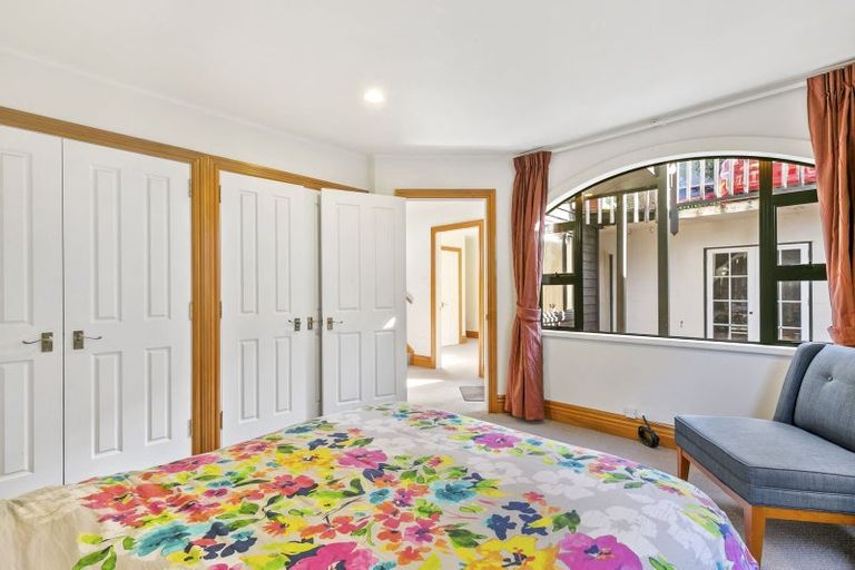 Photo of property in 10 Barton Terrace, Thorndon, Wellington, 6011