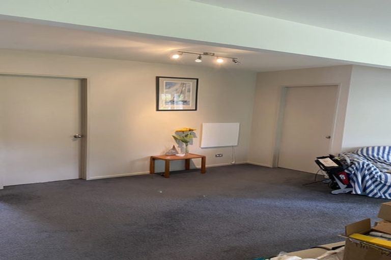 Photo of property in 1/37 Selwyn Crescent, Forrest Hill, Auckland, 0620
