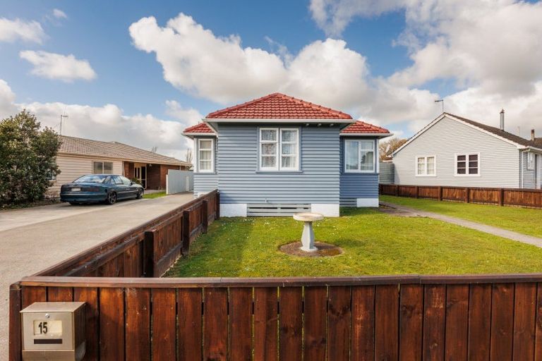Photo of property in 15 Upham Terrace, Roslyn, Palmerston North, 4414