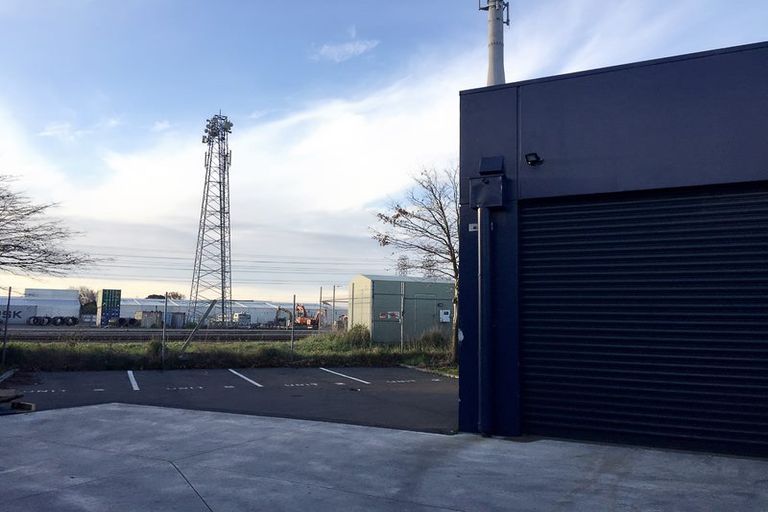 Photo of property in 30 Annex Road, Hillmorton, Christchurch, 8024