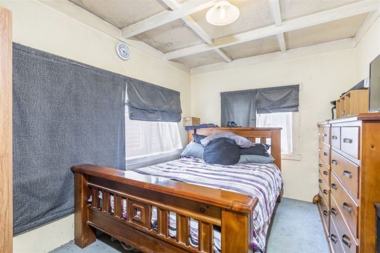 Photo of property in 9 Albert Street, Otahuhu, Auckland, 1062