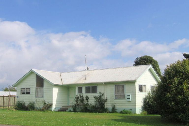 Photo of property in 34 Rewarewa Street, Owhata, Rotorua, 3010