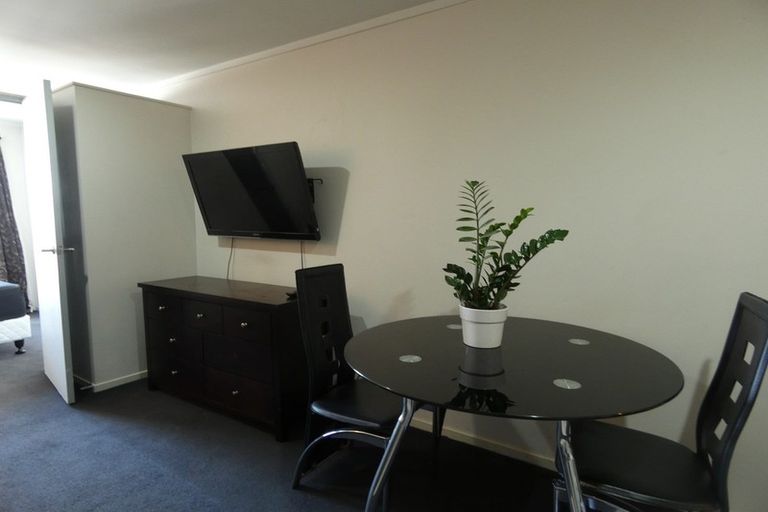 Photo of property in Waldorf Bankside Apartments, 4e/8 Bankside Street, Auckland Central, Auckland, 1010