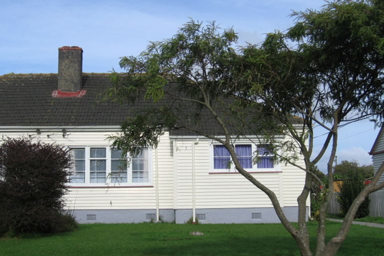 Photo of property in 5 Gadsby Street, Avalon, Lower Hutt, 5011