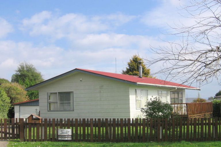 Photo of property in 30 Rewarewa Street, Owhata, Rotorua, 3010