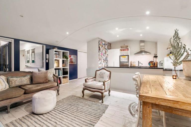 Photo of property in 205/27 Banks Avenue, Mount Maunganui, 3116