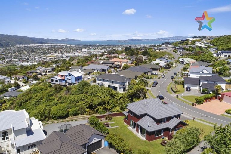 Photo of property in 112 Redvers Drive, Belmont, Lower Hutt, 5010