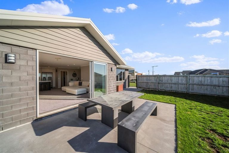 Photo of property in 6 Papawhero Drive, Bell Block, New Plymouth, 4312