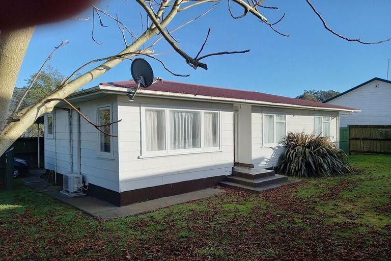 Photo of property in 9 Ian Street, Koutu, Rotorua, 3010