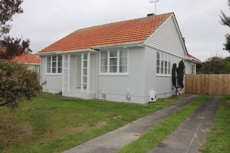 Photo of property in 32 Tweed Street, Roslyn, Palmerston North, 4414