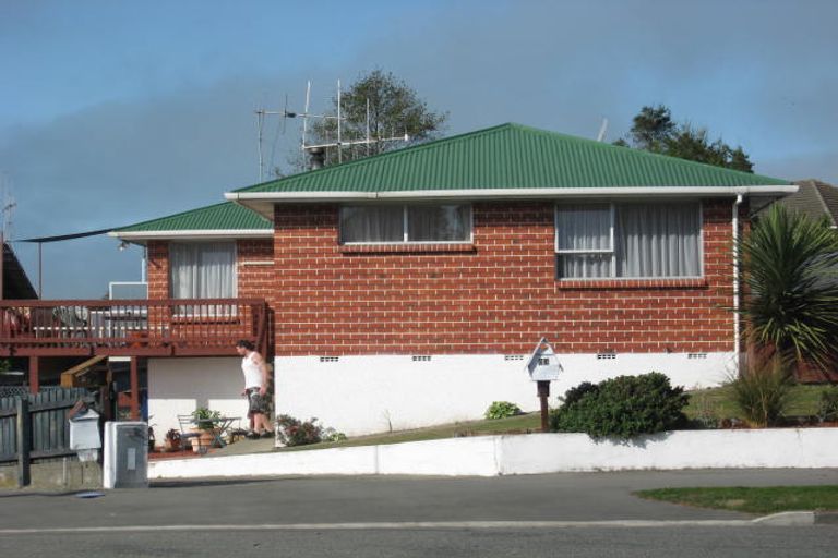 Photo of property in 23 Clyde Carr Crescent, Waimataitai, Timaru, 7910