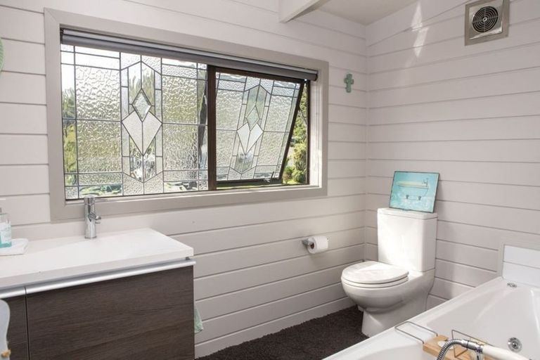 Photo of property in 112 Main South Road, Karoro, Greymouth, 7805