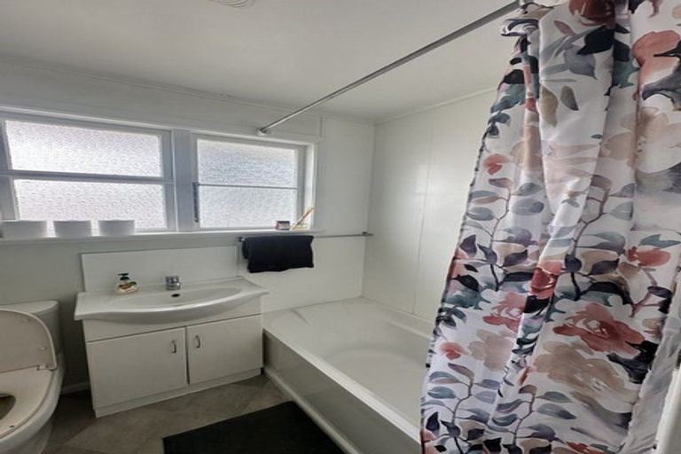 Photo of property in 1207 Willowpark Road North, Mayfair, Hastings, 4122