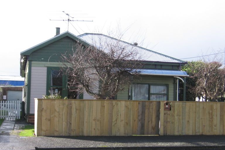 Photo of property in 76 Villa Street, Masterton, 5810