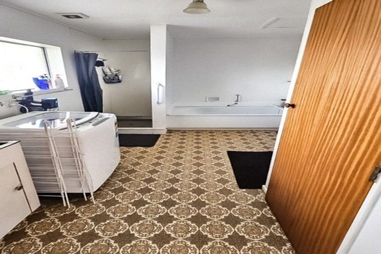 Photo of property in 62a Te Rauparaha Street, Otaki, 5512