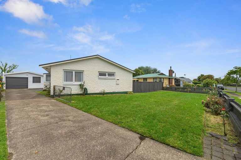 Photo of property in 30 Browning Crescent, Owhata, Rotorua, 3010