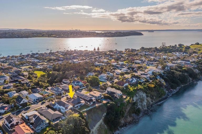 Photo of property in 86 Clovelly Road, Bucklands Beach, Auckland, 2012