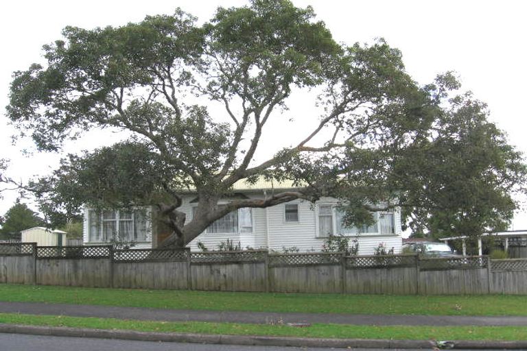 Photo of property in 3 Ambler Avenue, Glen Eden, Auckland, 0602