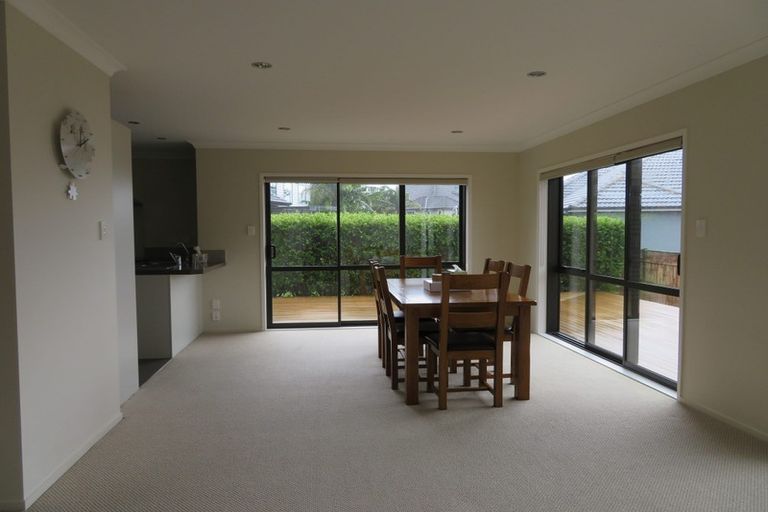 Photo of property in 26 Galbraith Greens, Silverdale, 0932