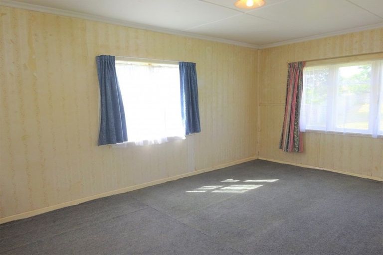 Photo of property in 36 Pratt Avenue, Foxton Beach, Foxton, 4815