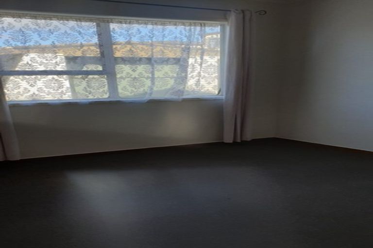 Photo of property in 121a Russell Road, Manurewa, Auckland, 2102