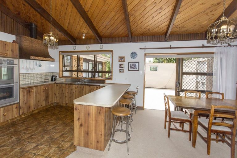 Photo of property in 242 Baylys Coast Road, Dargaville, 0377