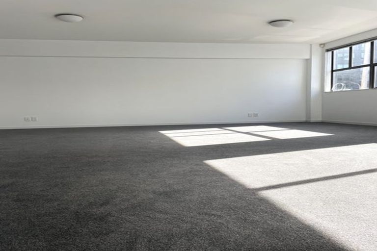 Photo of property in Budget Car Rental, 2/81 Ghuznee Street, Te Aro, Wellington, 6011