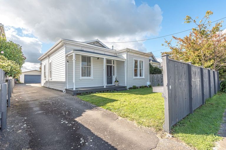 Photo of property in 12 Gloucester Street, Whanganui, 4500