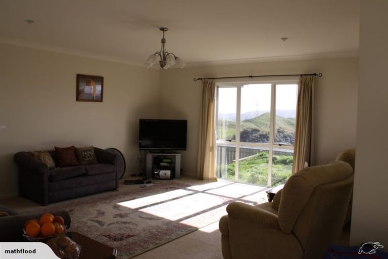 Photo of property in 4 Comber Place, Johnsonville, Wellington, 6037