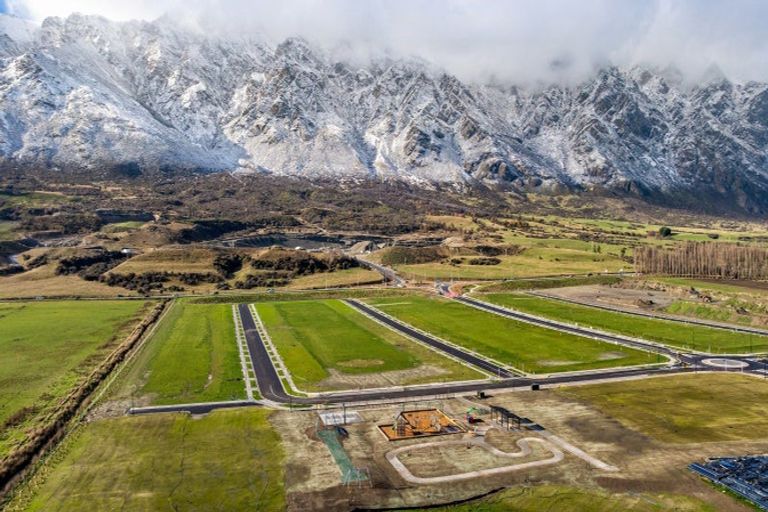 Photo of property in 436 Kingston Road, Jacks Point, Queenstown, 9371